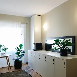 Affittacamere Flora Inn, Scotti's House - Due Passi In Centro, Bergamo